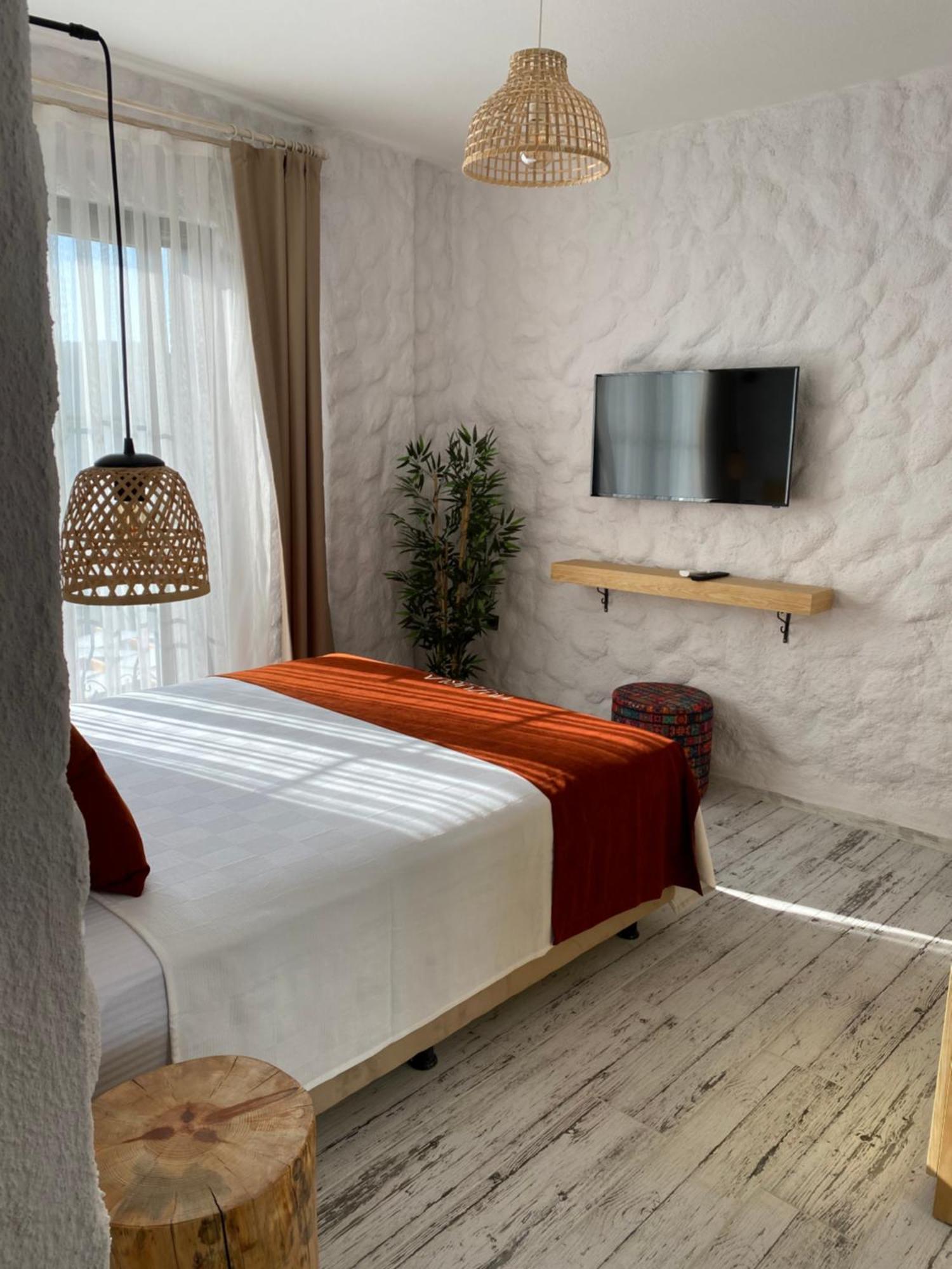 Huzurla Otel Измир Экстерьер фото