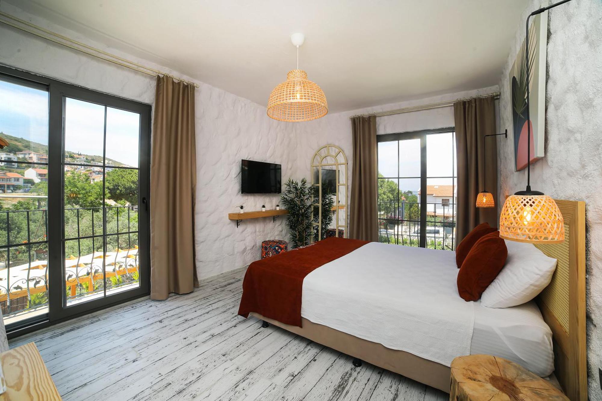 Huzurla Otel Измир Экстерьер фото